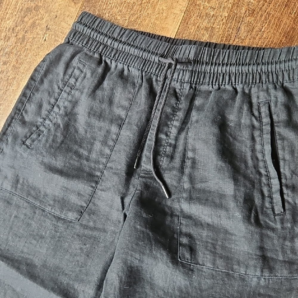 Black Jogger Sweatpants with Elastic Cuffs - Picture 3 of 6